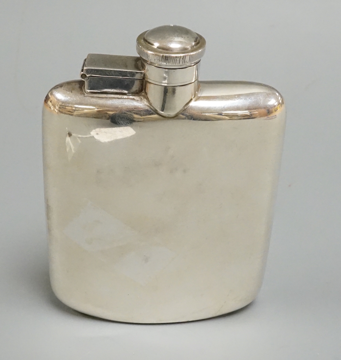 A George VI silver hip flask, James Dixon & Sons, Sheffield, 1939, 11.9cm.